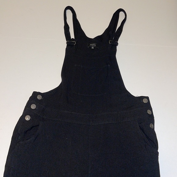 Aritzia Talula Fitted Black Overalls - Women’s Size Small - Picture 2 of 7